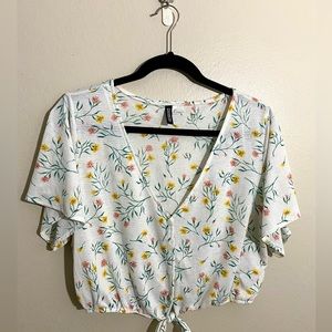 H&M Crop Tie Front Top